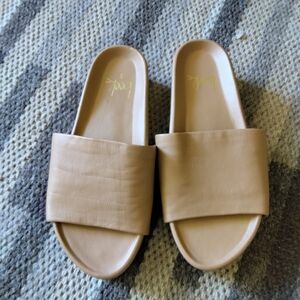 Beek Women's Slides Pelican Leather Tan Platform Sandal Size 5